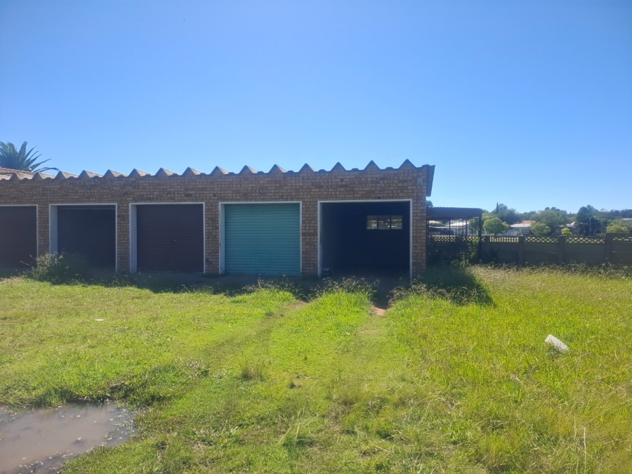 2 Bedroom Property for Sale in West Park Free State